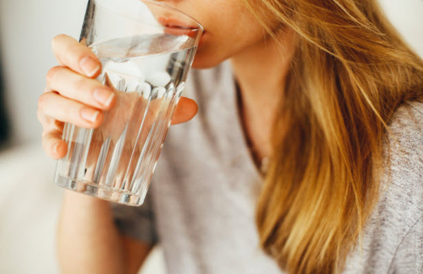 drink water